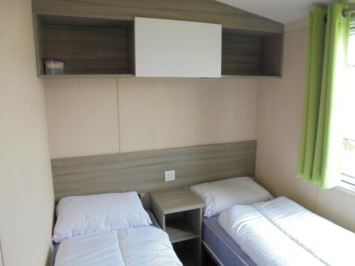 Kingfisher : Soleil:- 6 Berth, Heated, Close To Site Entrance