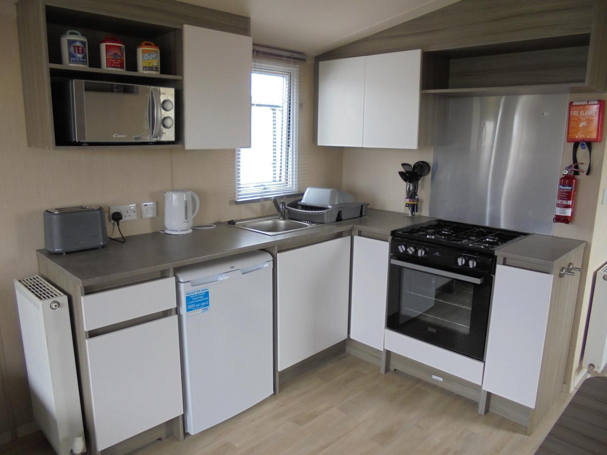 Kingfisher : Soleil:- 6 Berth, Heated, Close To Site Entrance Ingoldmells