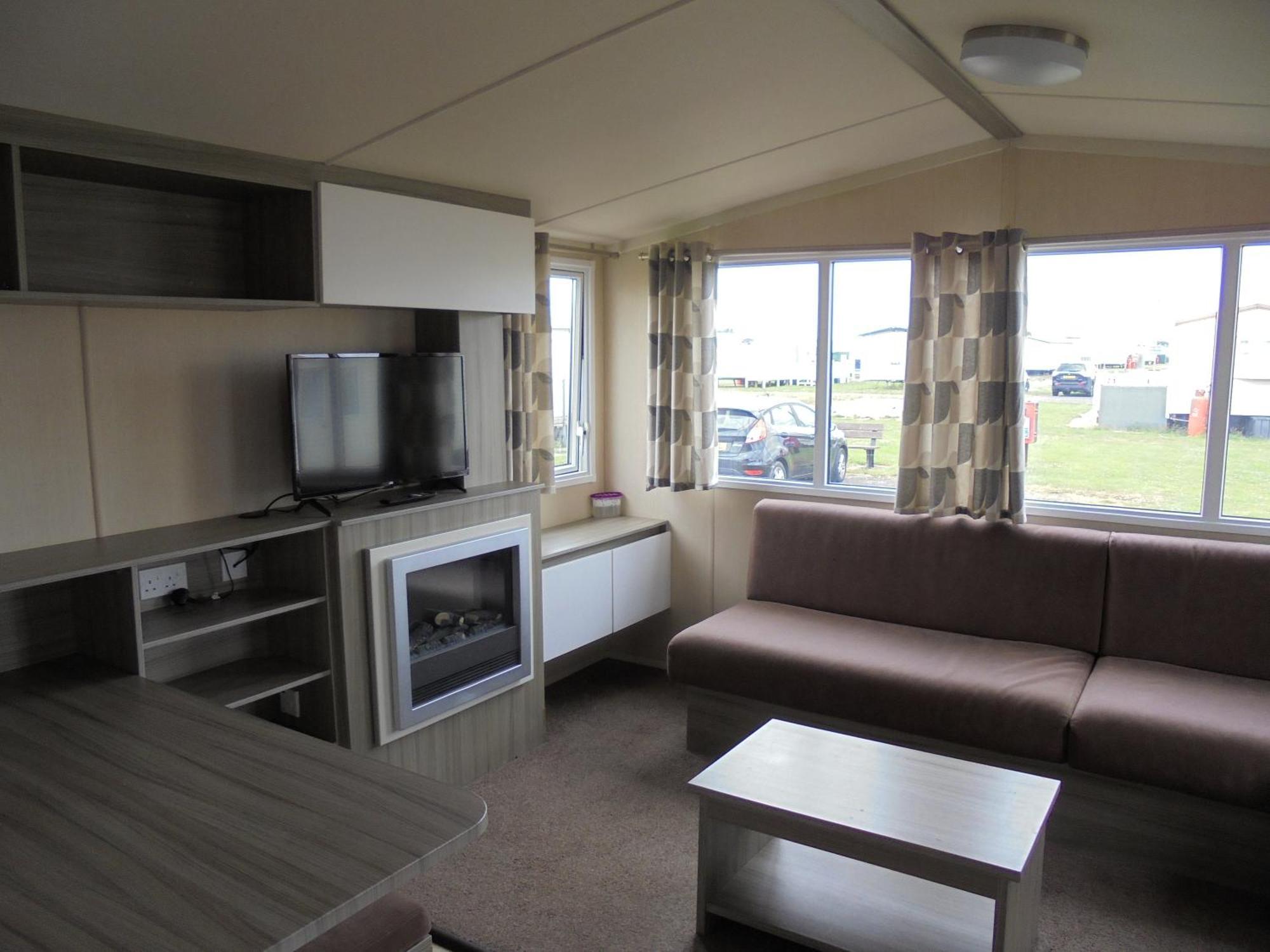 Apartment Kingfisher : Soleil:- 6 Berth, Heated, Close To Site Entrance