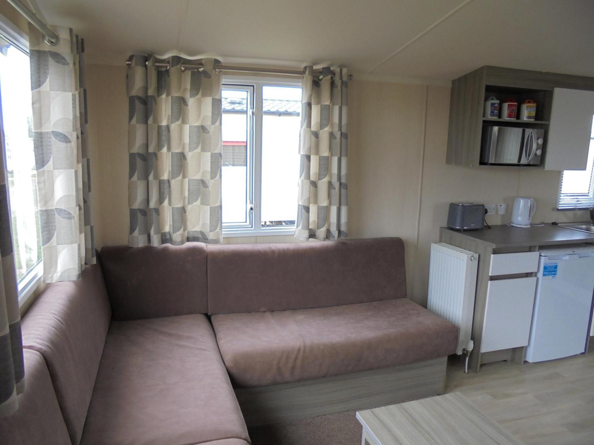 Kingfisher : Soleil:- 6 Berth, Heated, Close To Site Entrance *